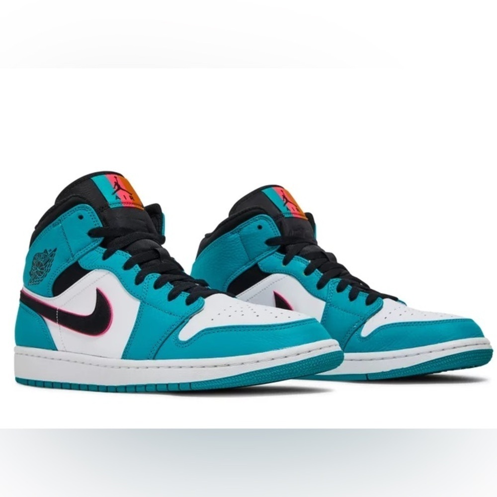Air Jordan 1 Mid SE 'South Beach' - Picture 17 of 17